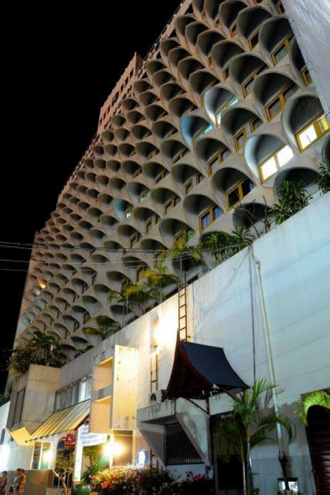 Amarin Nakorn Hotel Phitsanulok Esterno foto