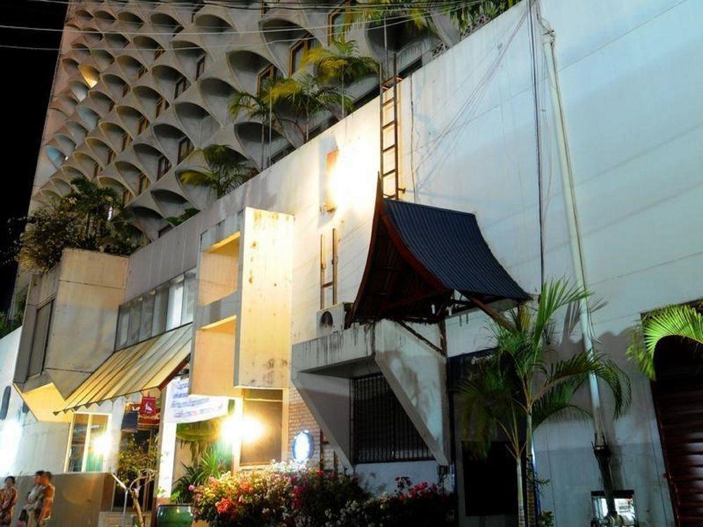 Amarin Nakorn Hotel Phitsanulok Esterno foto