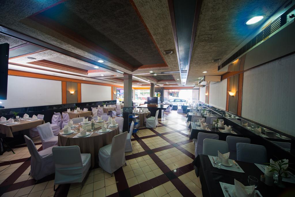 Amarin Nakorn Hotel Phitsanulok Esterno foto