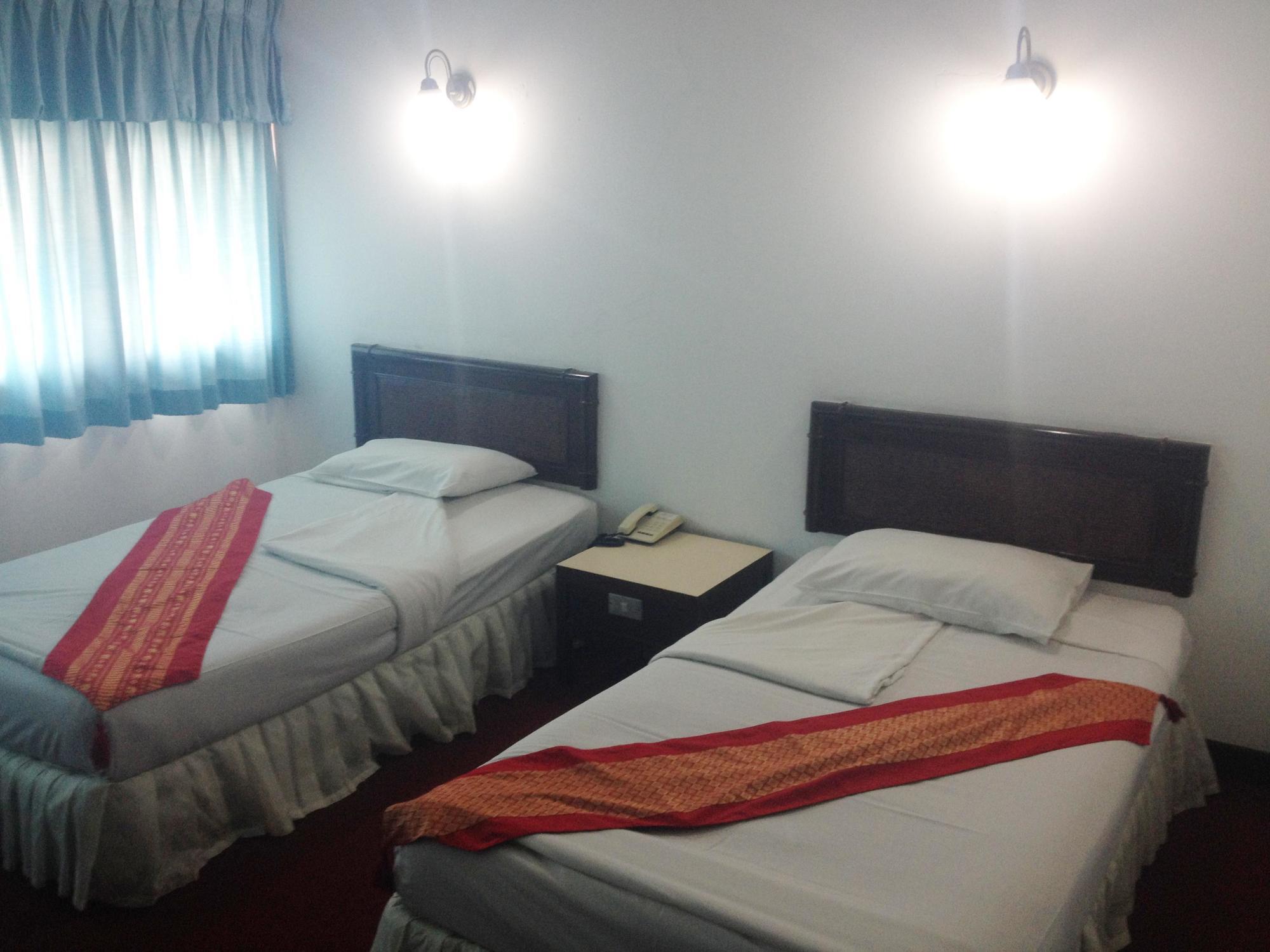 Amarin Nakorn Hotel Phitsanulok Esterno foto