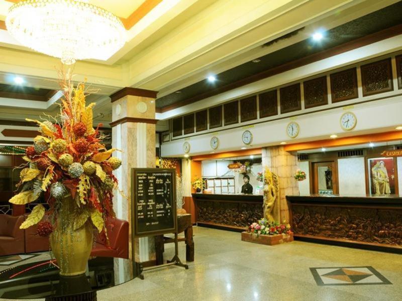 Amarin Nakorn Hotel Phitsanulok Esterno foto