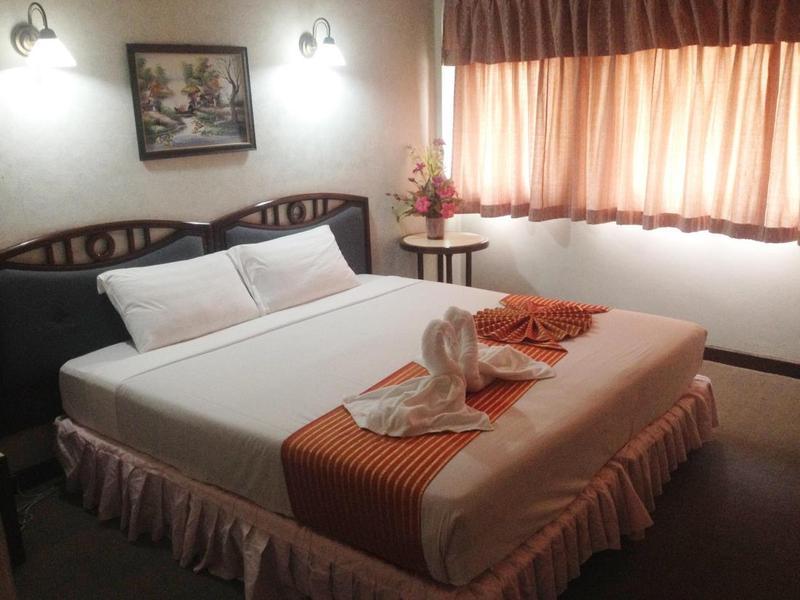Amarin Nakorn Hotel Phitsanulok Esterno foto
