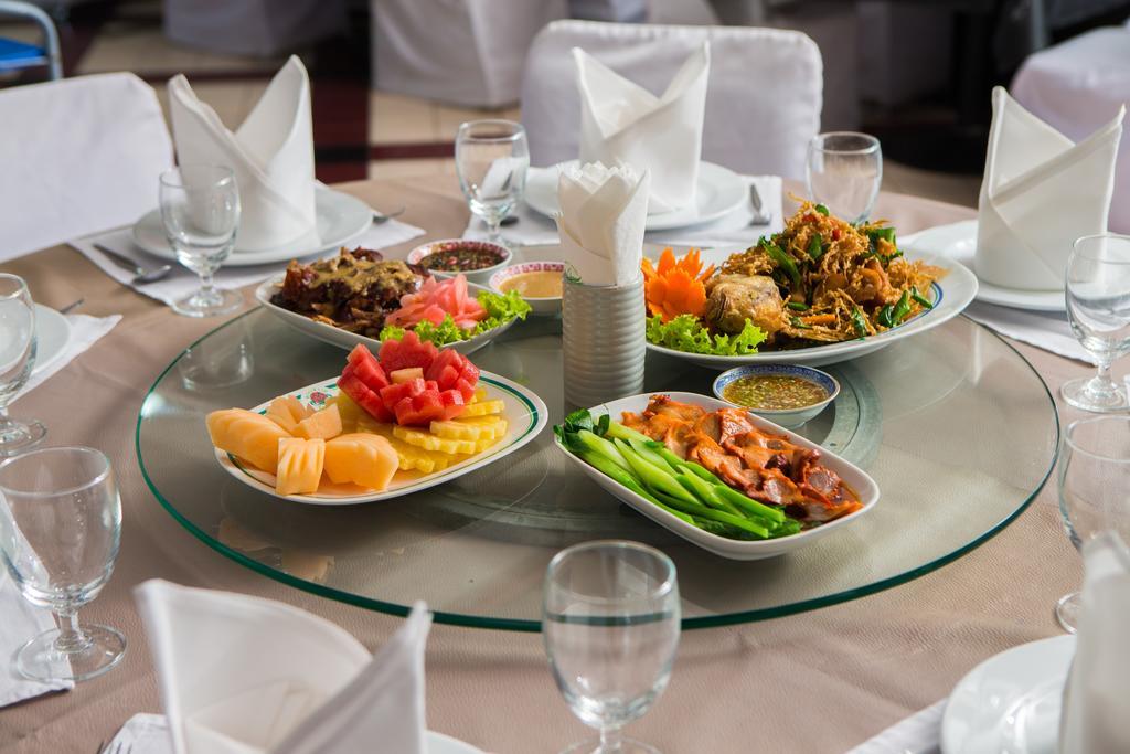 Amarin Nakorn Hotel Phitsanulok Esterno foto