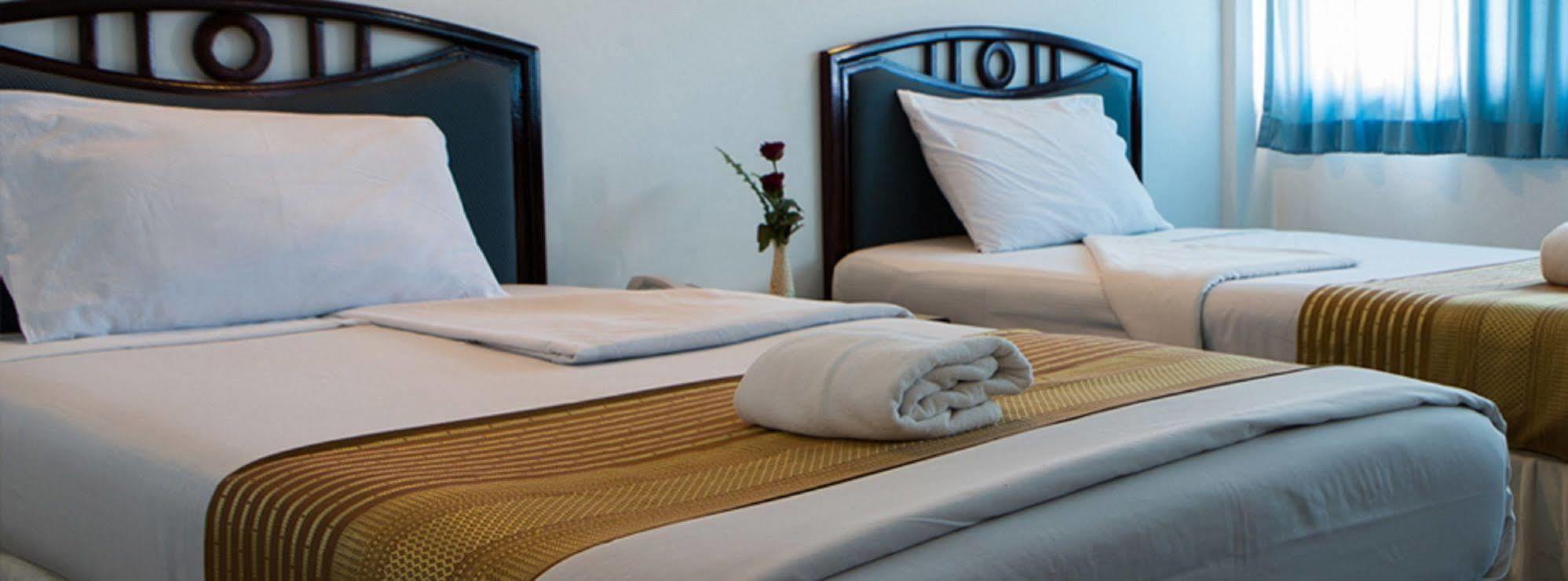 Amarin Nakorn Hotel Phitsanulok Esterno foto